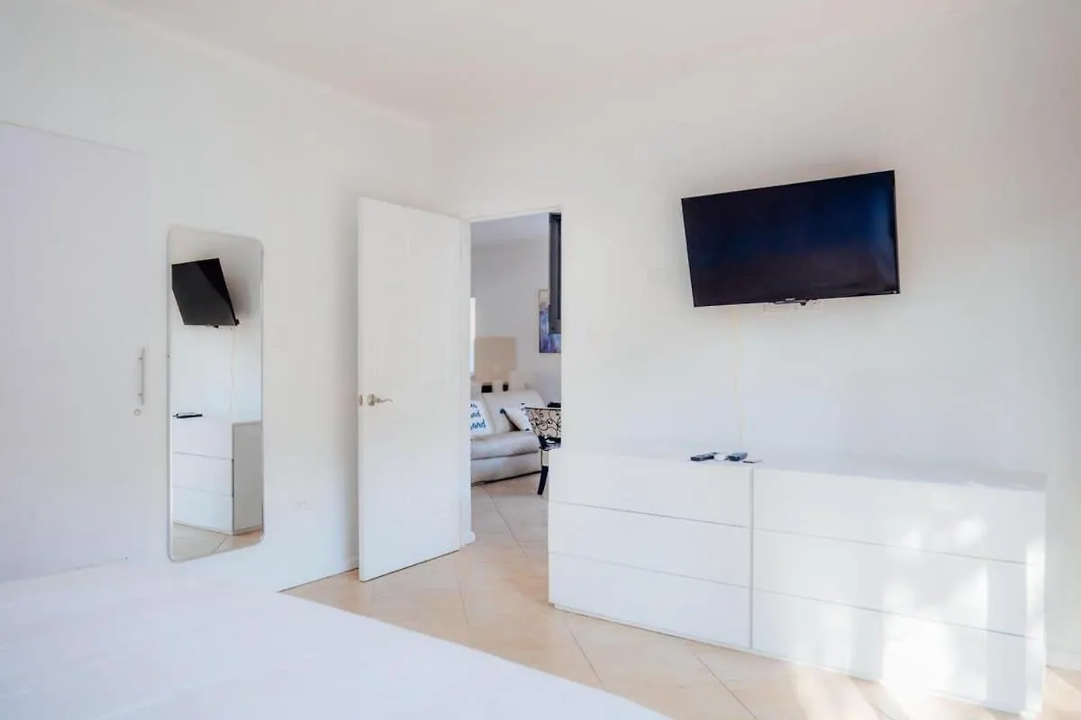 Gold Coast Elegance With Private Pool Villa Noord